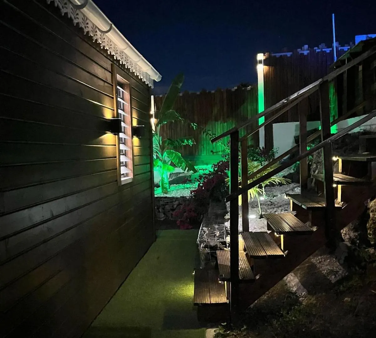 Kaza Pilou - Gite Avec Piscine Privative Bouillante Holiday home